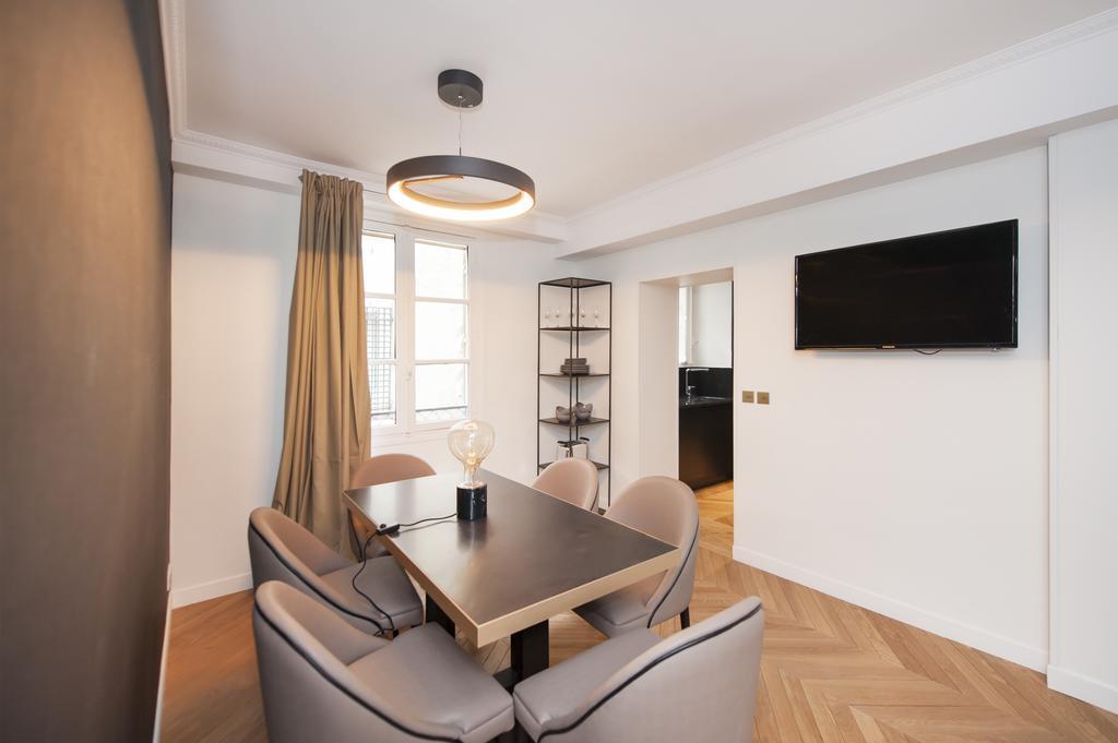 Appartements Saint-Germain - Odeon ปารีส ภายนอก รูปภาพ