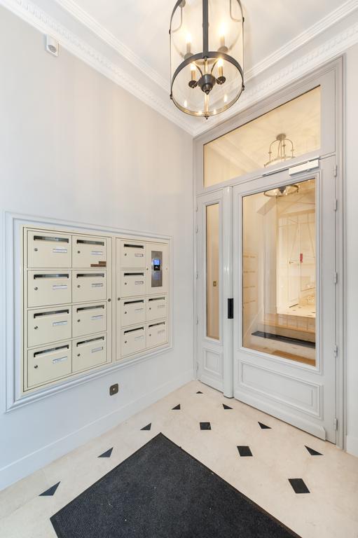 Appartements Saint-Germain - Odeon ปารีส ภายนอก รูปภาพ